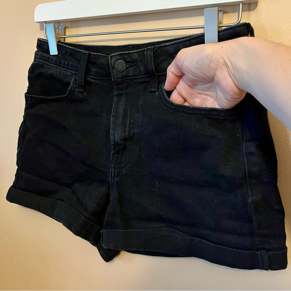 Old Navy - Denim Shorts - High-Rise WOW - Women’s - Size 2